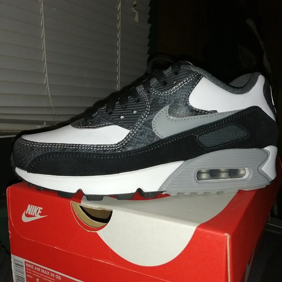 Nike Air Max - Picture 1 of 7